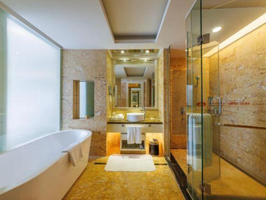 Eurasia International Hotel Dongguan  Dış mekan fotoğraf