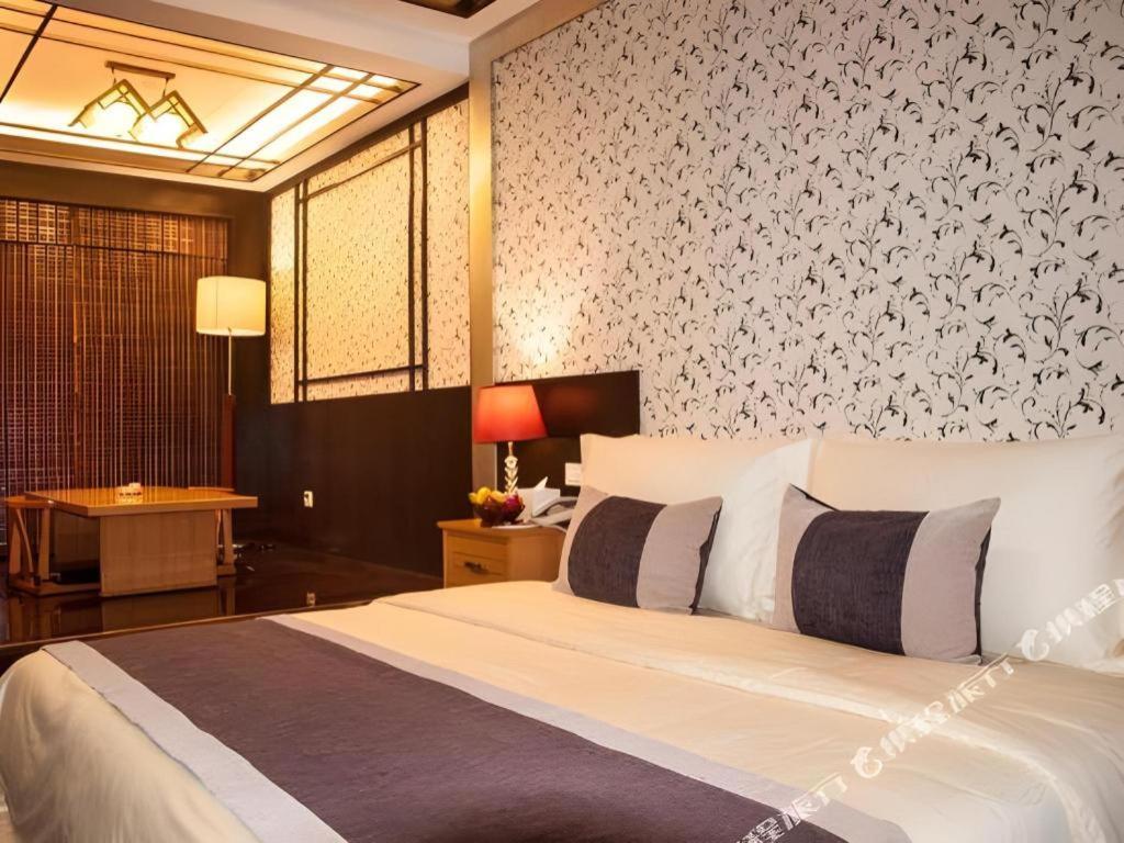 Eurasia International Hotel Dongguan  Dış mekan fotoğraf