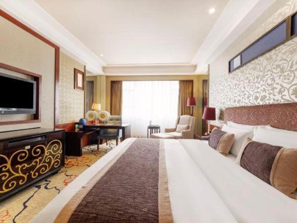 Eurasia International Hotel Dongguan  Dış mekan fotoğraf