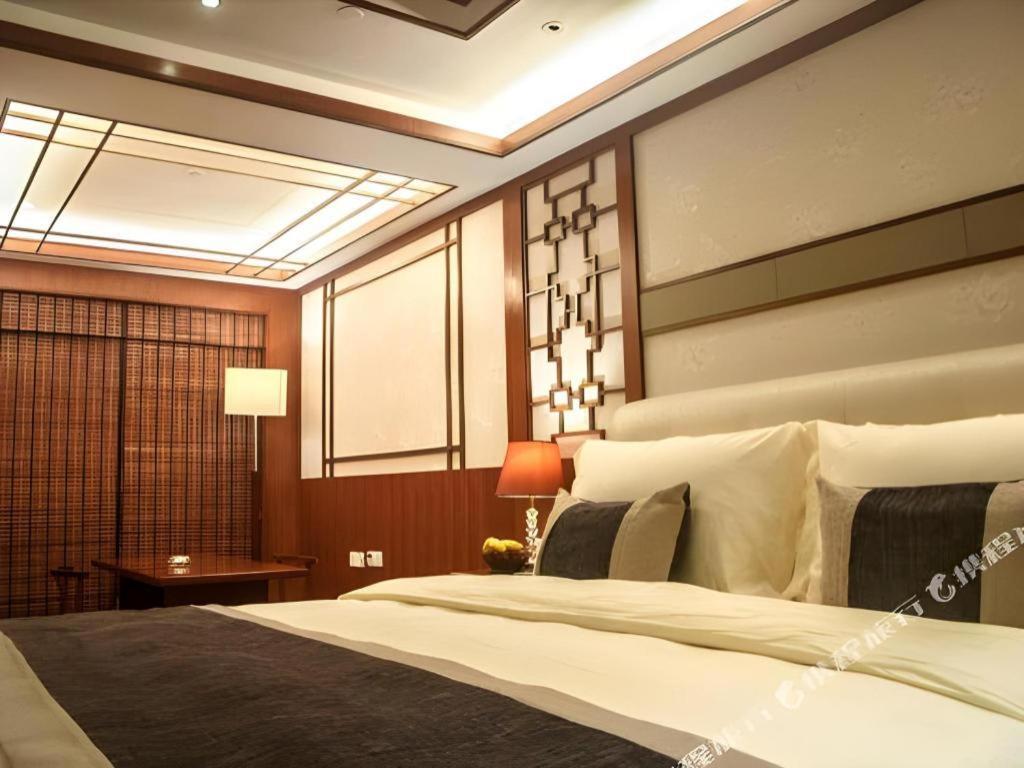 Eurasia International Hotel Dongguan  Dış mekan fotoğraf