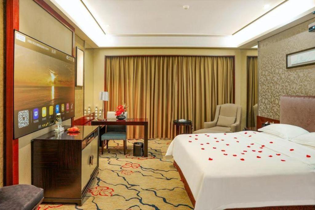 Eurasia International Hotel Dongguan  Dış mekan fotoğraf
